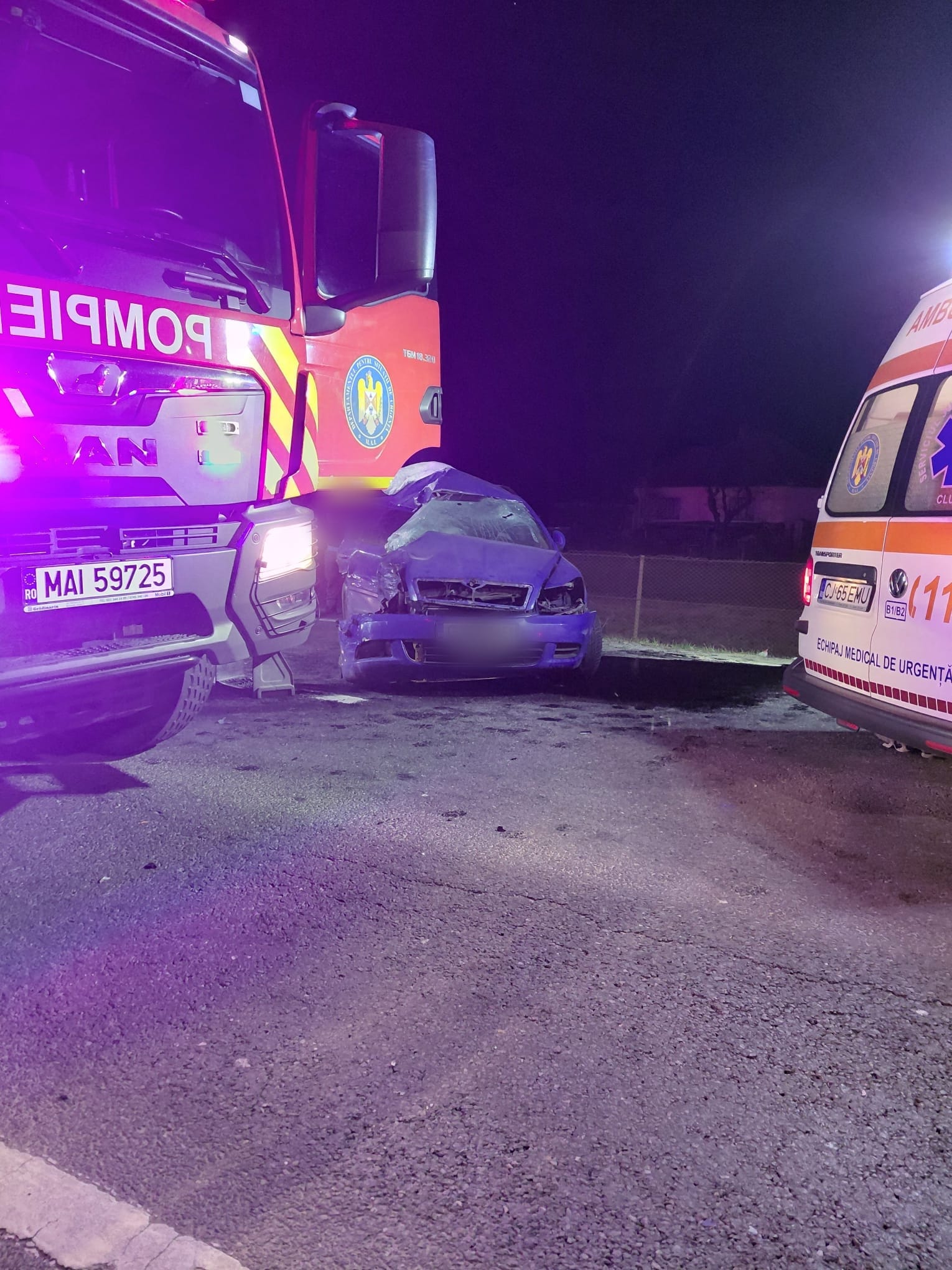 Accident tragic pe DN1 E60: O minoră și un bărbat și-au pierdut viața Un accident rutier grav a avut loc joi seara pe DN1 E60, în localitatea clujeană Negreni, soldându-se cu decesul a două persoane