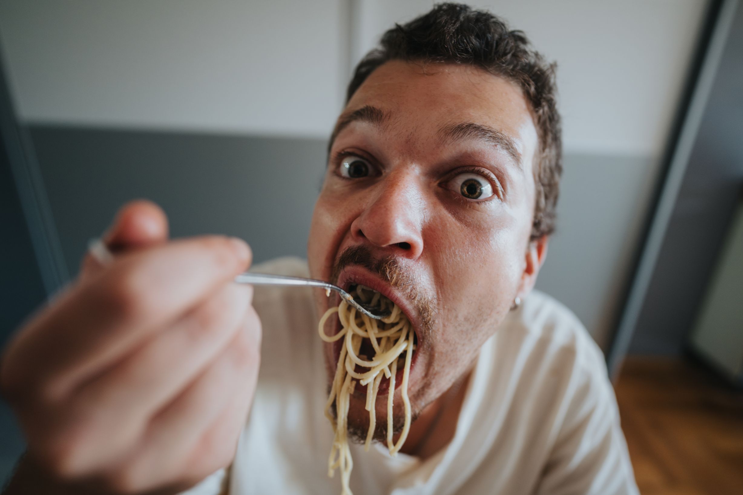 Bărbații, în general, au nevoie de mai multe calorii decât femeile, dar nu este o regulă bătută în cuie, spun specialiștii