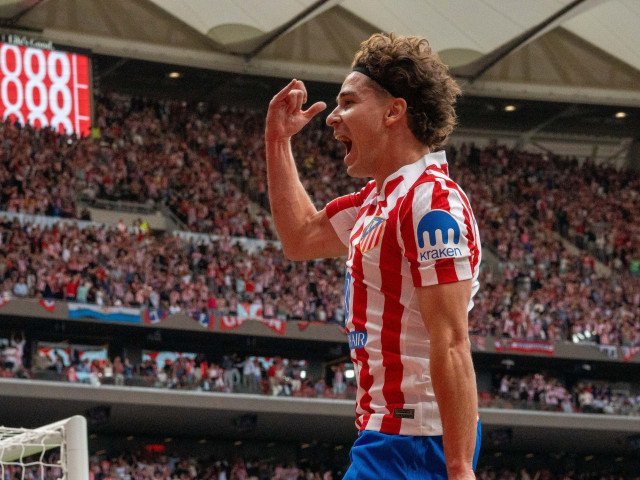 Barcelona îl vrea pe Álvarez, dar Laporta nu vrea să „spargă banca” Barcelona pare interesată de transferul lui Julián Álvarez, atacantul argentinian al lui Atlético Madrid, pentru a-l înlocui pe Robert Lewandowski