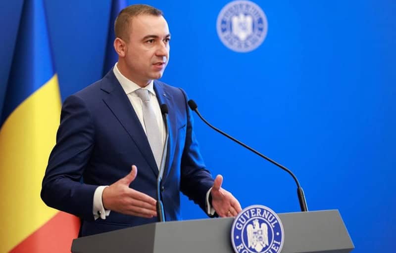 Prețul energiei electrice se va ieftini din septembrie, anunță sursele