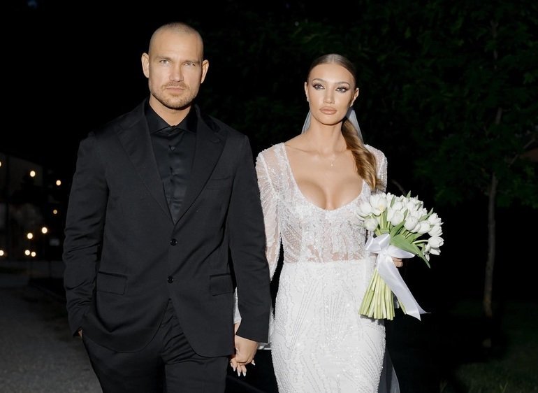 De la scenă la șantier: Peter Pop și Ana-Maria Tănasie intră în afaceri imobiliare București, România – Muzica și sportul de performanță par să facă loc unei noi pasiuni pentru un cuplu celebru din România