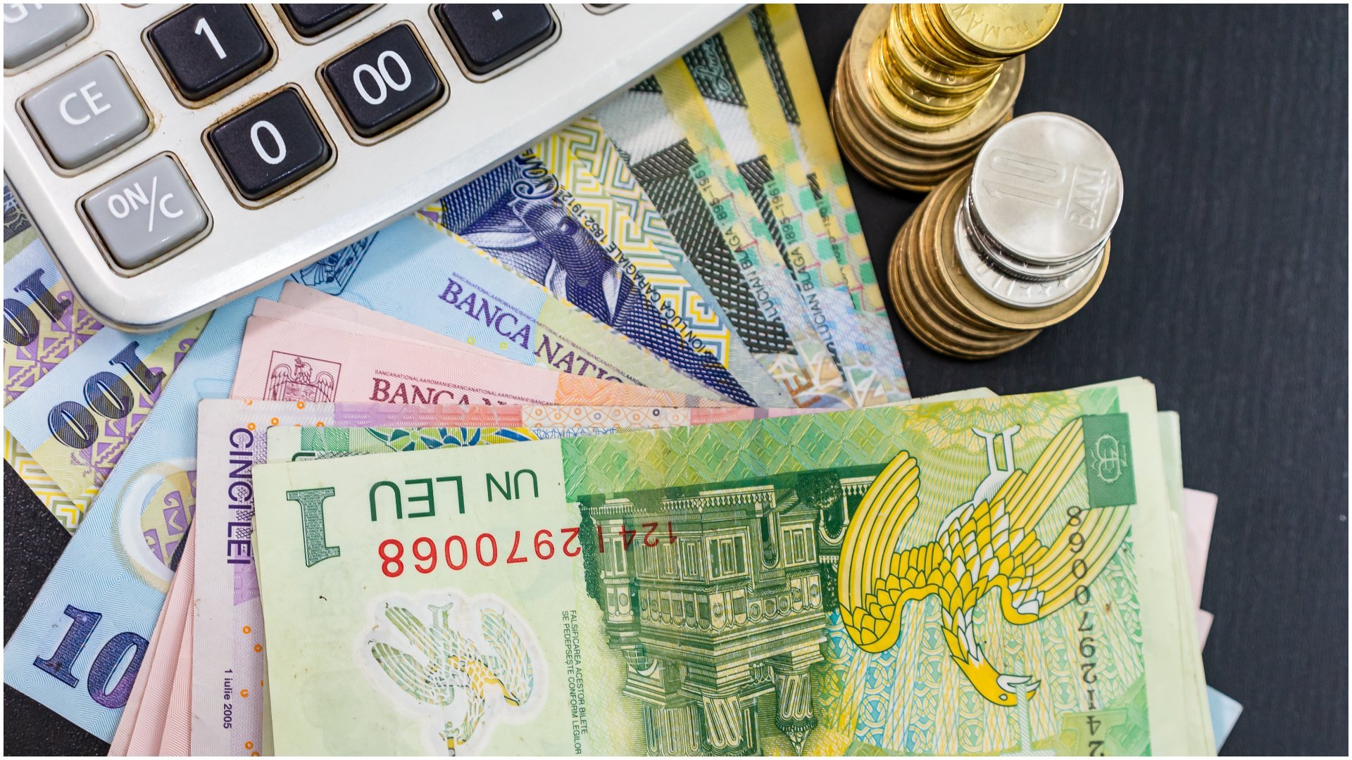 Bugetul pe 2026: Deficitul bugetar, țintă de 6,2% din PIB Guvernul a publicat proiectul bugetului pentru anul 2026, după luni de amânări