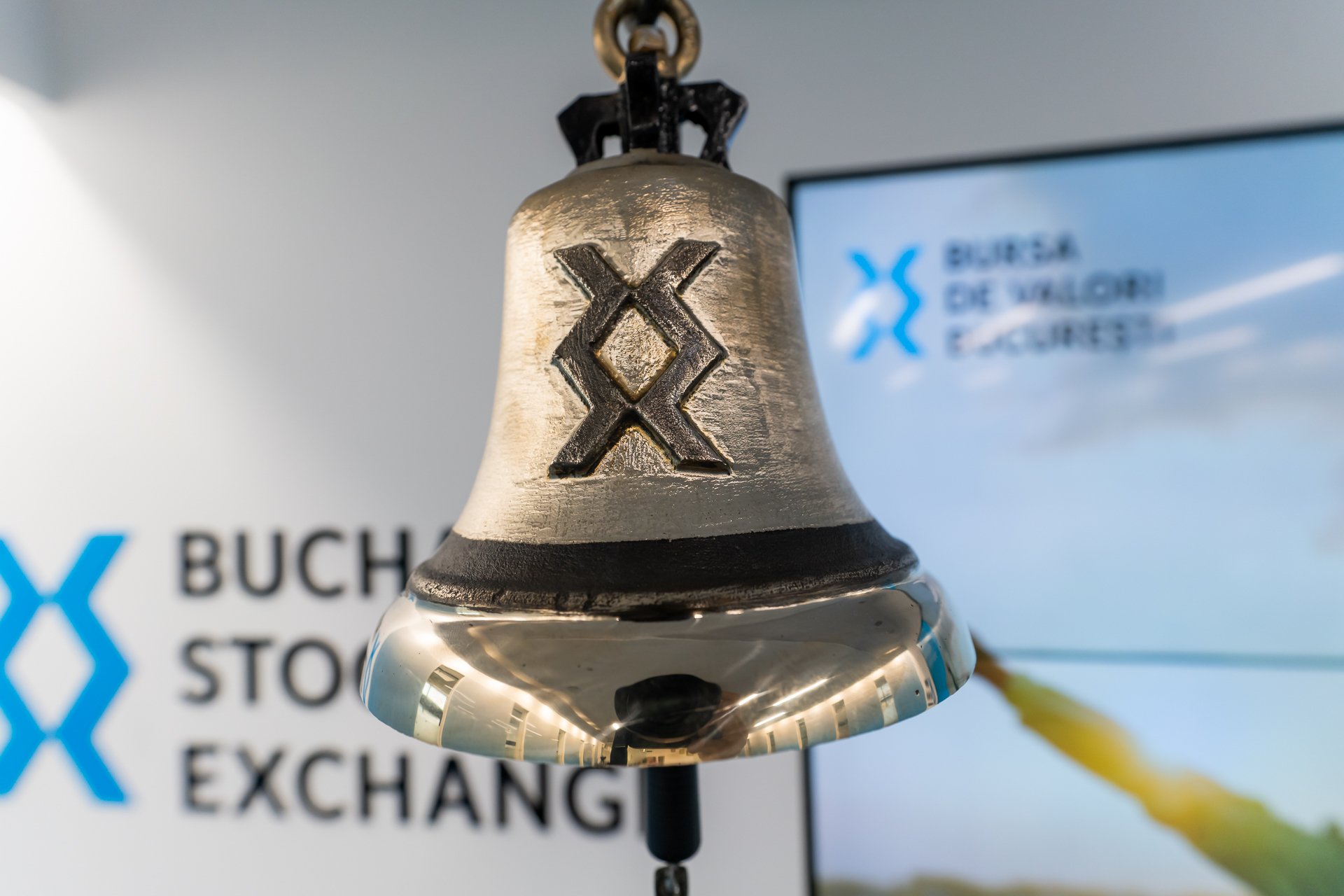 Bursă: Transgaz și Nuclearelectrica, pe plus. Divergențe în rezultate