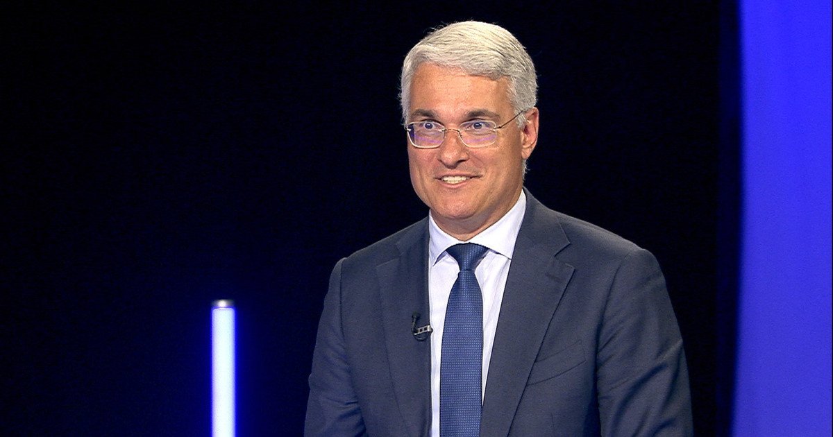 Dragoș Pîslaru, ironic, despre moțiunea simplă împotriva sa: „o mare bucurie”