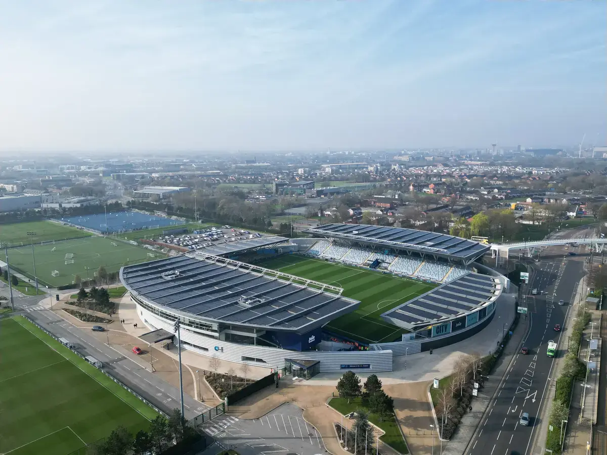 Manchester City își extinde influența în Statele Unite cu un nou club de fotbal pentru tineret Clubul de fotbal Manchester City continuă să își consolideze prezența în Statele Unite, anunțând lansarea unui nou club de tineret