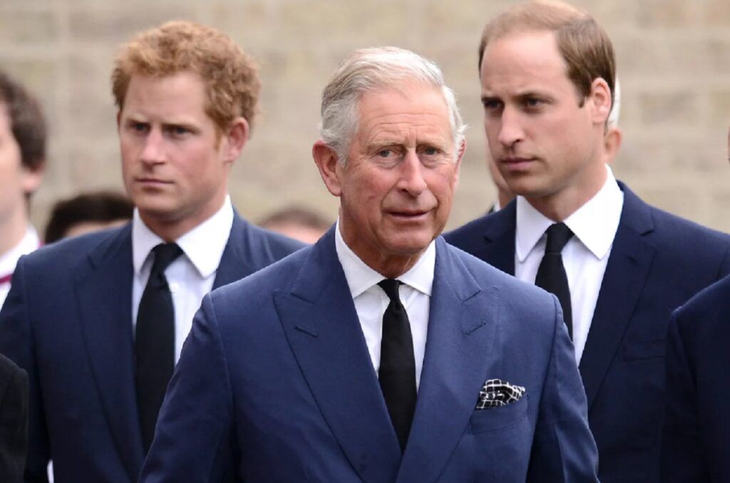 Regele Charles al III-lea ar putea preda tronul prințului William în următorul an, potrivit unor informații apărute recent în presa internațională