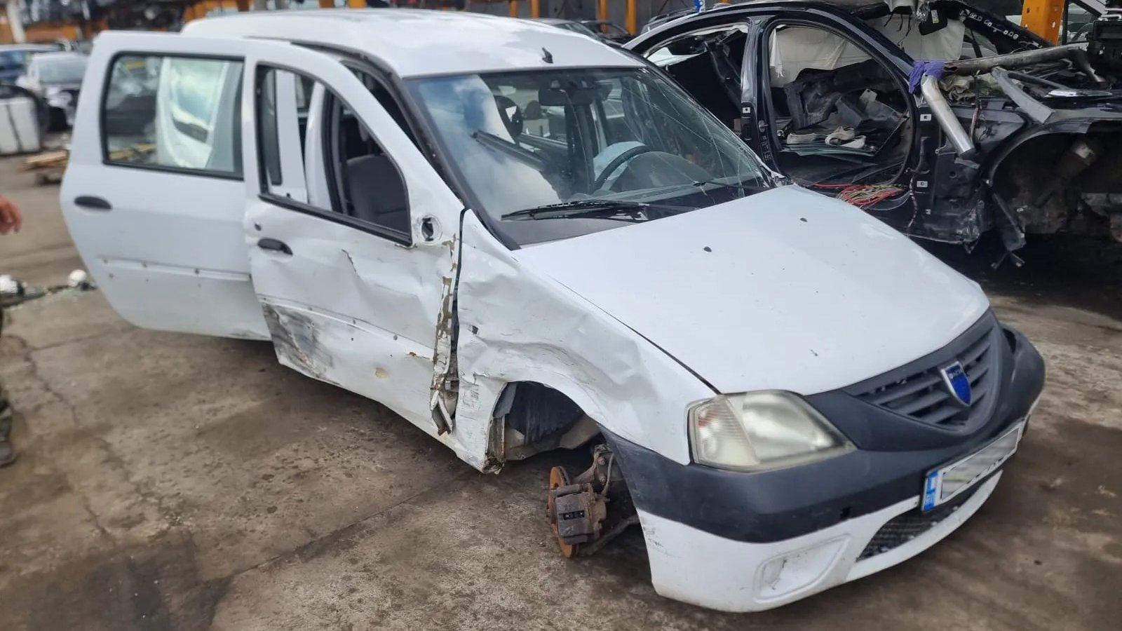 Atenție la plăcuțele de frână auto: de ce un preț mic poate ascunde costuri mari Alegerea plăcuțelor de frână pentru autoturism poate părea o operațiune simplă, dar ascunde capcane