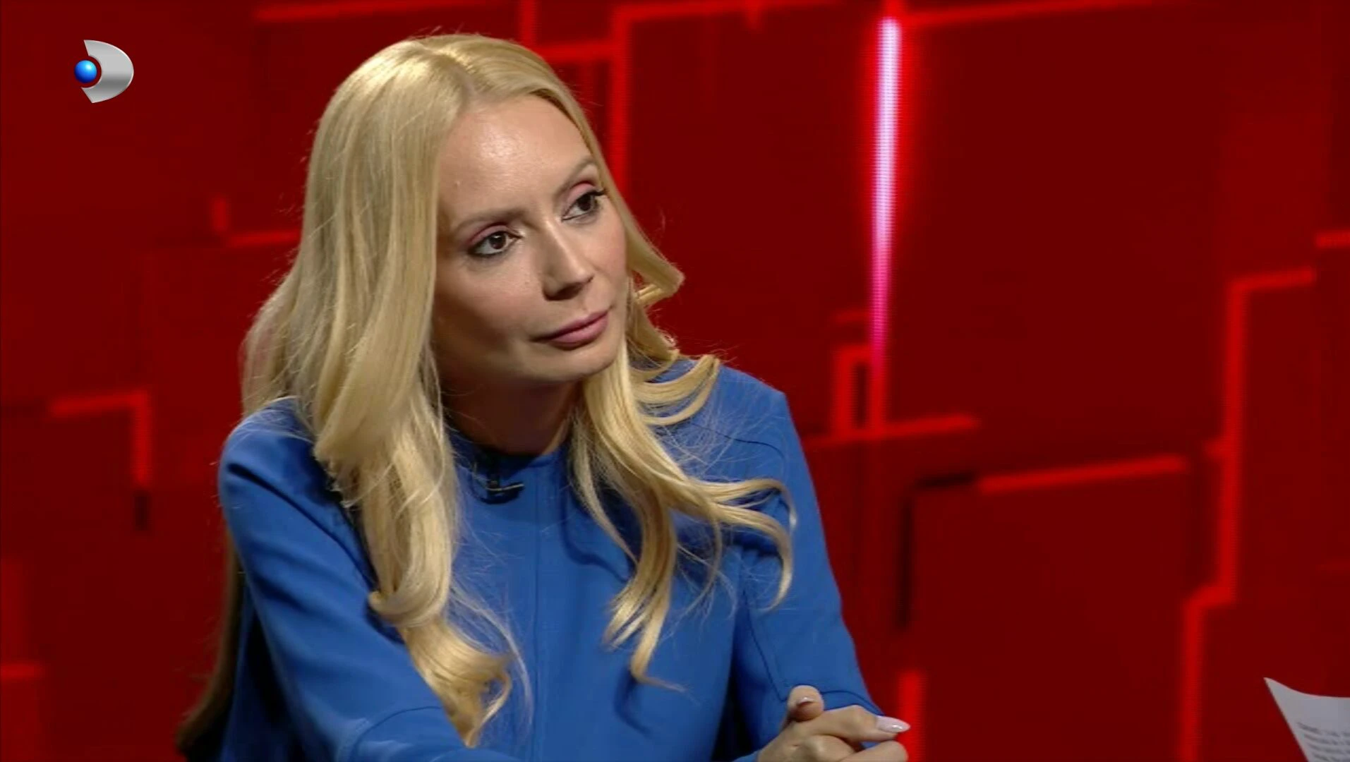Scandal la nivel înalt: Daciana Sârbu acuză abuz în serviciu și va depune plângere penală împotriva ministrului oana țoiu Daciana Sârbu, fosta soție a lui Victor Ponta, a anunțat că va depune plângere penală împotriva ministrului Afacerilor Externe, Oana Țoiu