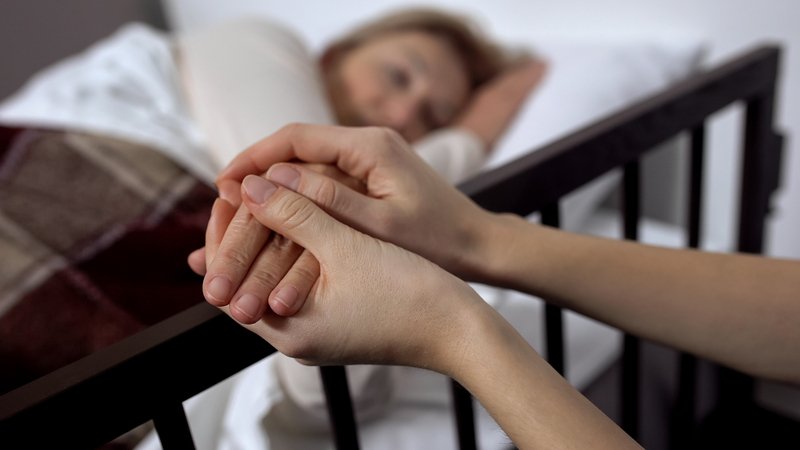 Peste 40 de experți lucrează la o strategie națională pentru îngrijiri paliative și la domiciliu Bucureștiul a găzduit, în această săptămână, o serie de întâlniri ale Grupului Tehnic de Lucru dedicat elaborării Strategiei Naționale de Îngrijiri Paliative și Îngrijiri la Domiciliu