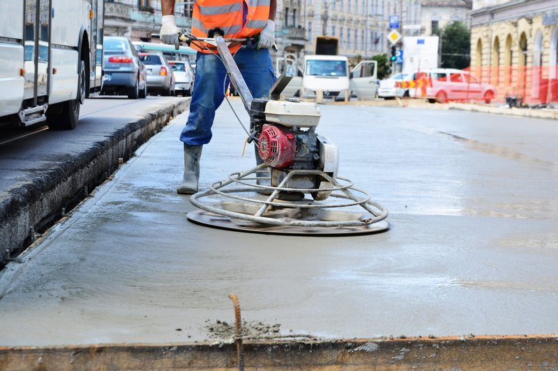 Conflictul din Golf blochează munca în sectoare cheie ale economiei românești Sectoare vitale ale economiei românești, precum construcțiile, producția și industria ospitalității, sunt afectate direct de blocajul aerian masiv generat de escaladarea conflictului din zona Golfului, potrivit reprezentanților Patronatului Importatorilor de Forță de Muncă (PIFM)