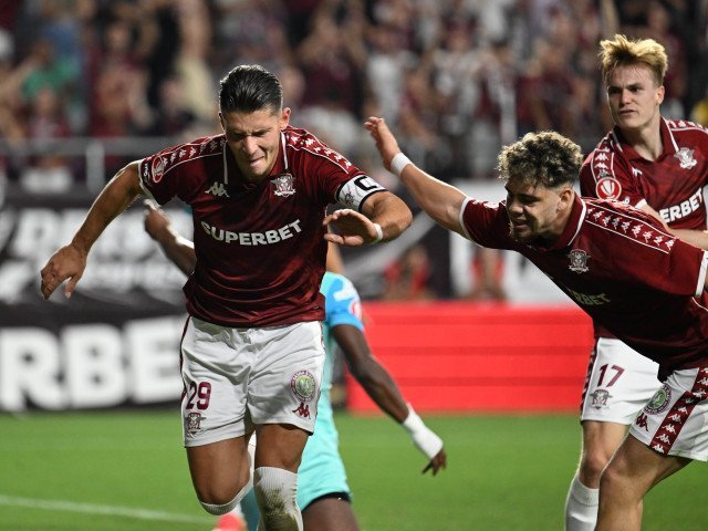 Christensen revine la antrenamentele Rapidului, după o absență cauzată de nașterea soției Mijlocașul norvegian Tobias Christensen va reveni la antrenamentele echipei Rapid București, după o perioadă de absență