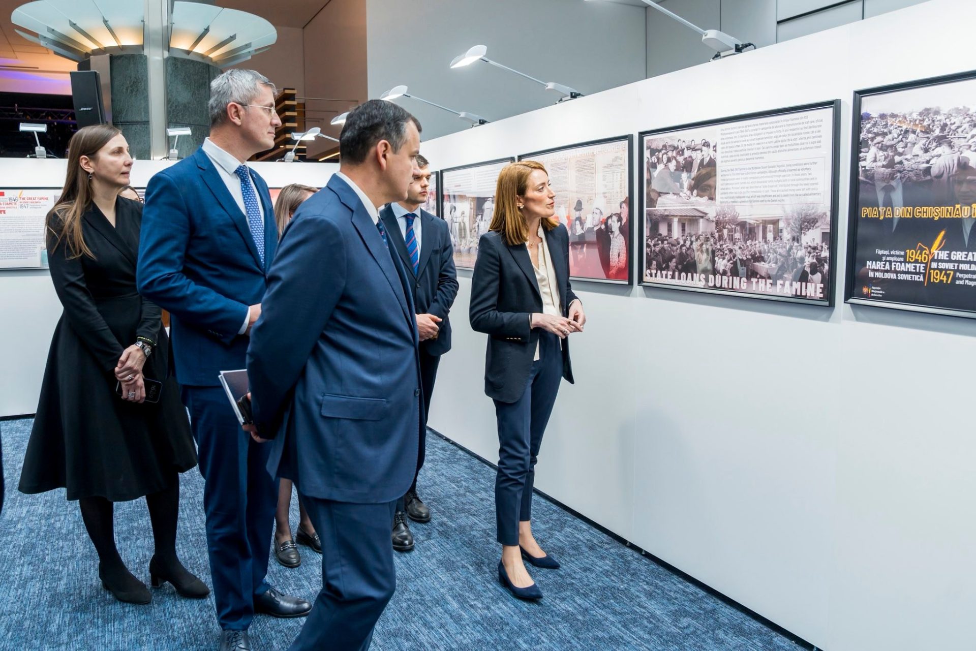 Expoziție despre Marea Foamete din Moldova Sovietică, inaugurată la Parlamentul European O expoziție dedicată Marii Foamete din Moldova Sovietică, care a avut loc în perioada 1946-1947, a fost inaugurată la Parlamentul European