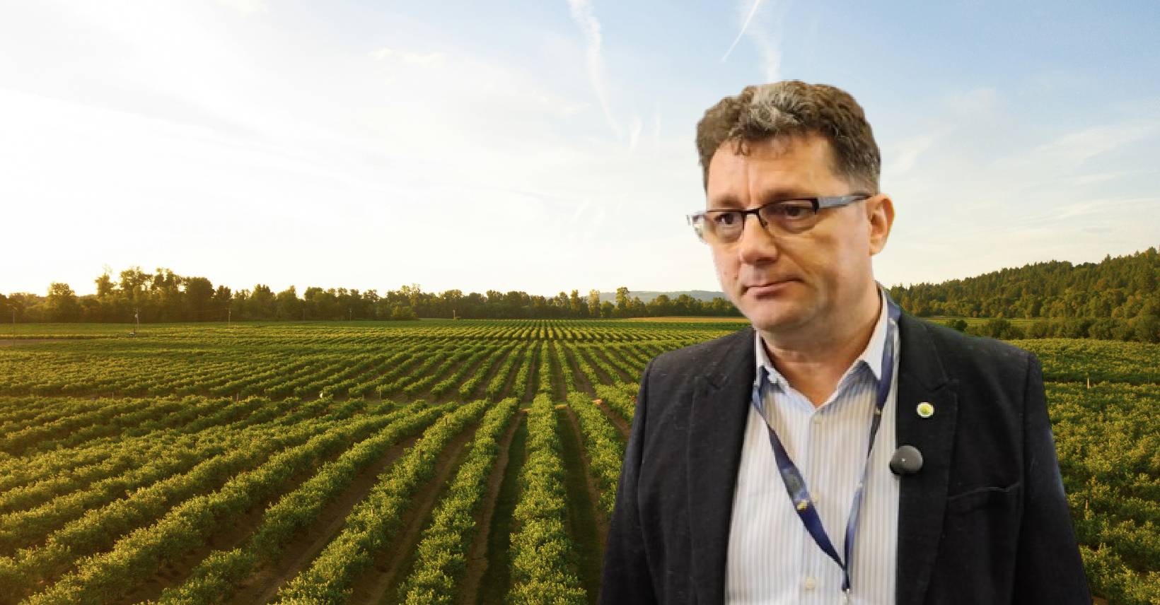 Fermierul Nicolaie Apopi: Integrarea și vânzarea directă, soluția pentru zootehnie Nicolaie Apopi, fermier din județul Timiș, care exploatează aproximativ 2.700 de hectare de teren agricol și deține o fermă de vaci de carne din rasa Aberdeen Angus, consideră că sectorul zootehnic are nevoie de o schimbare de paradigmă pentru a supraviețui și a se dezvolta