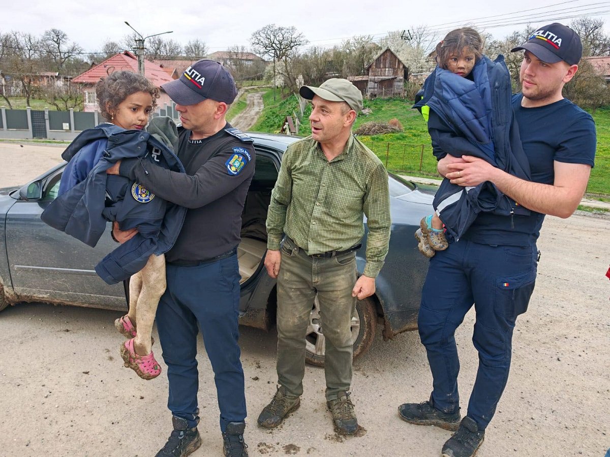 Rebeca și Melisa, fetițele dispărute în Târnăveni, au fost găsite Ministerul Afacerilor Interne a anunțat, luni, că Rebeca și Melisa, minorele dispărute din Târnăveni, județul Mureș, au fost găsite