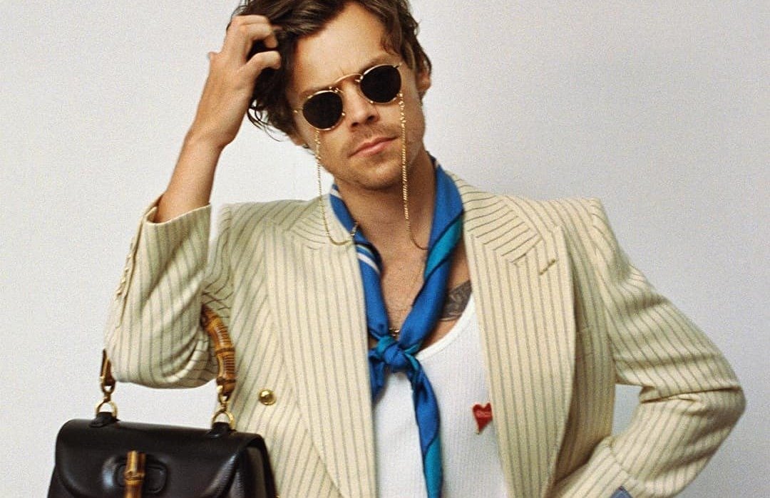 Harry Styles cucerește din nou topurile muzicale britanice Harry Styles a reușit să ajungă pentru a treia oară în fruntea topului albumelor din Marea Britanie