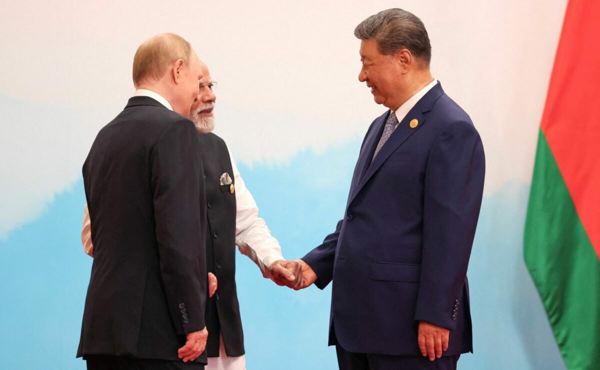India și China: Un Nou Început în Relațiile Economice, După Ani de Tensiuni După o perioadă de tensiuni accentuate, India și China par să își redescopere interesul pentru o colaborare economică mai strânsă