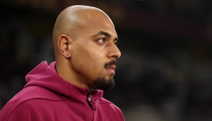 Roma, la luptă pentru Champions League, în fața lui Genoa: o confruntare cu rezonanțe emoționale Roma se deplasează la Genoa, într-un meci crucial din Serie A, duminică, cu gândul la calificarea în Liga Campionilor