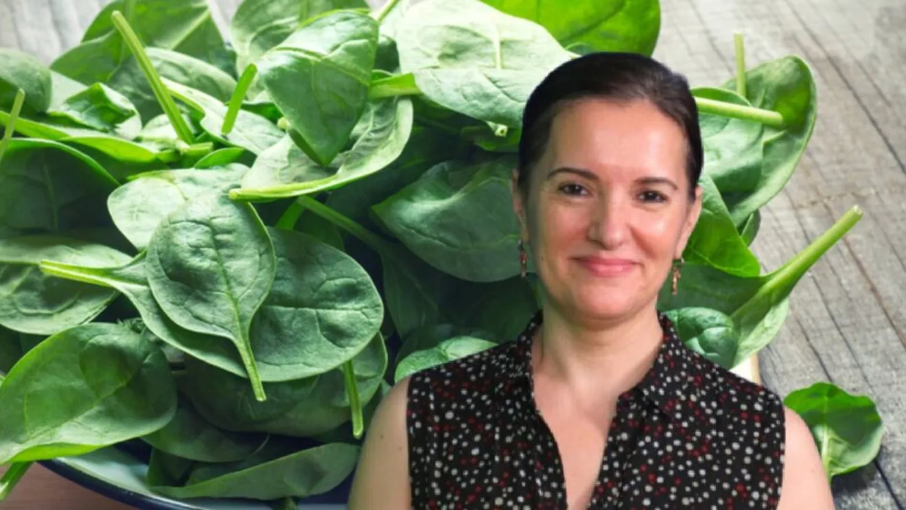 Primăvara, un sezon al regenerării culinare: Beneficiile plantelor cu frunze verzi Cu sosirea primăverii, piețele se umplu de o explozie de culori și arome, printre care se evidențiază plantele cu frunze verzi