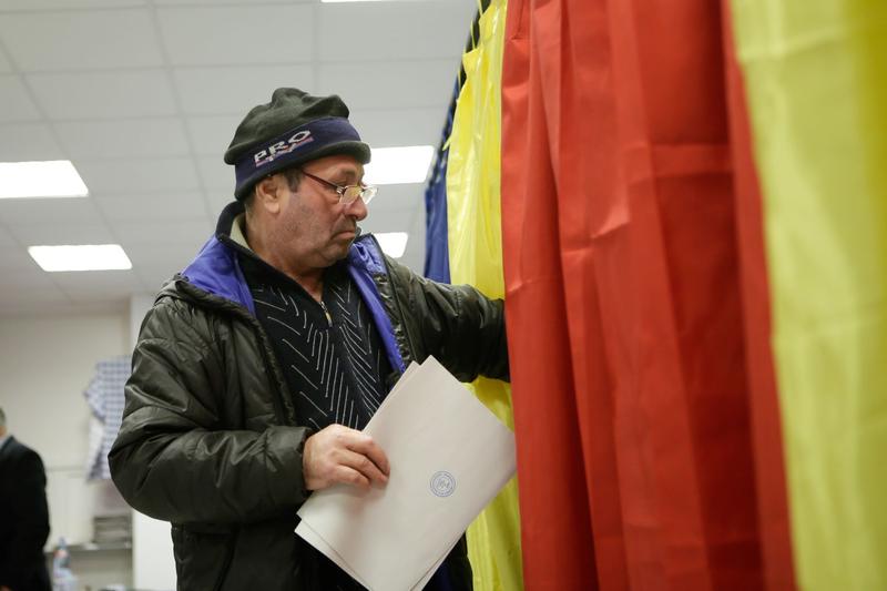 Fostul primar din Ciorani rămâne în spatele gratiilor: contestația în anulare respinsă Marin Voicu, fostul primar al comunei prahovene Ciorani, nu a reușit să scape de condamnarea de doi ani și șase luni de închisoare pentru distrugerea de probe într-un dosar legat de furtul de voturi