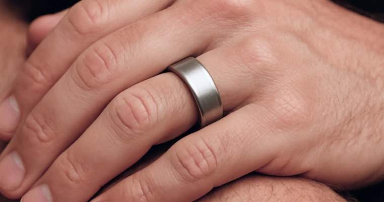 Un inel smart promite estimarea tensiunii arteriale