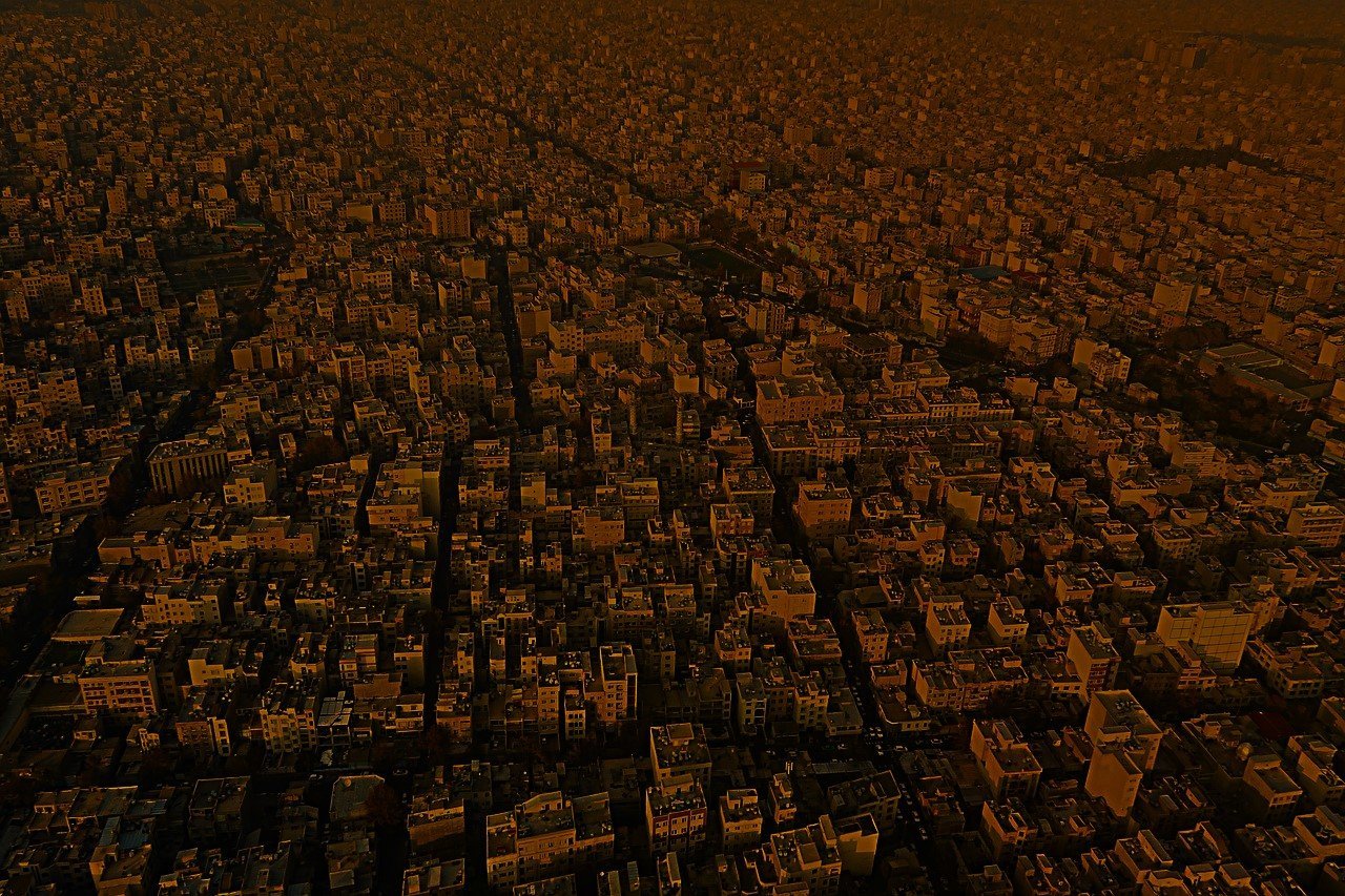 SUA și Israelul pregătesc o ofensivă majoră în Iran, anunță oficialii americani Statele Unite ale Americii și Israelul par să se pregătească de o campanie militară de amploare în Iran, potrivit declarațiilor făcute de oficialii americani în cadrul unei conferințe de presă la Pentagon