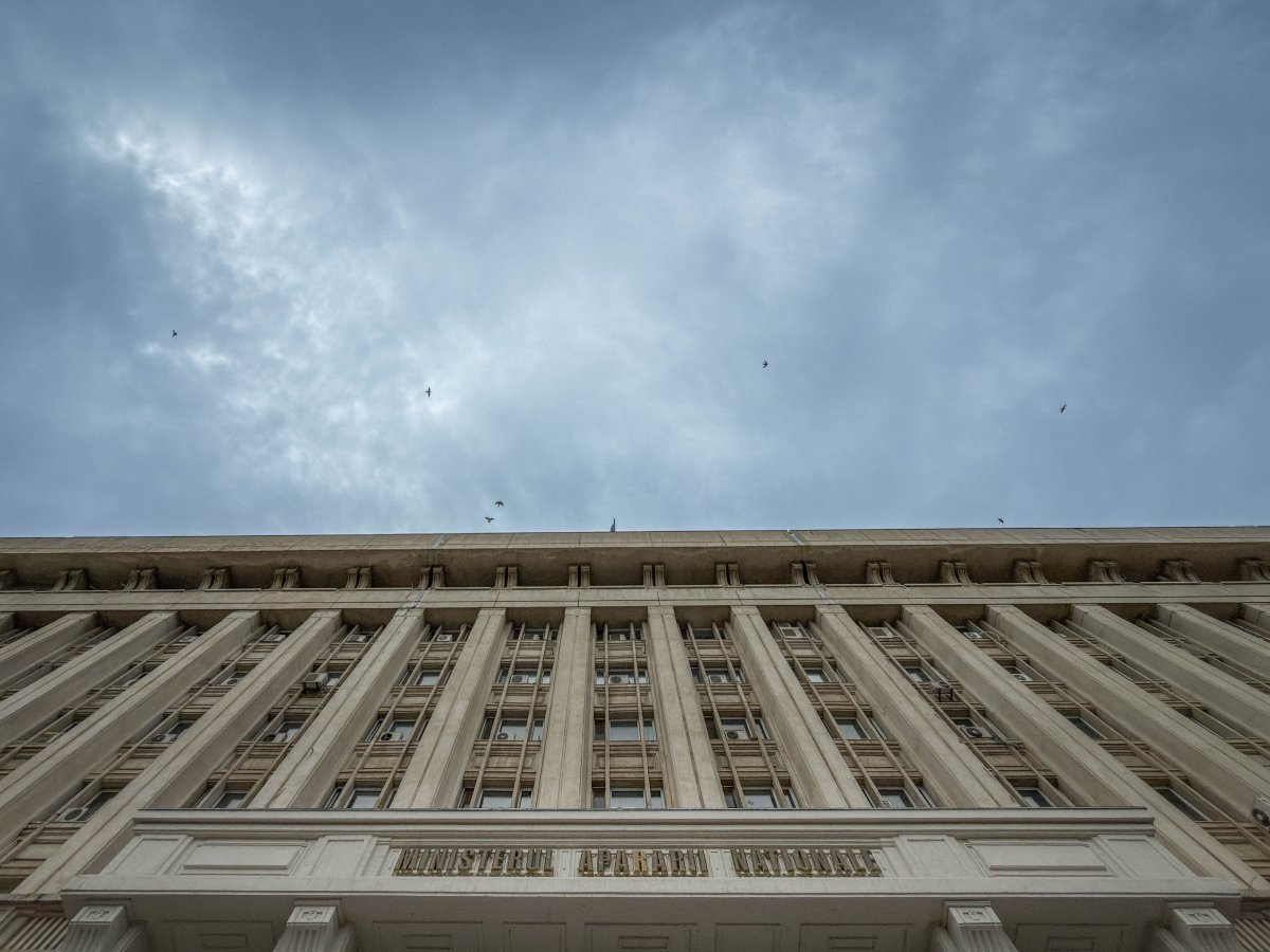 România: Nu există amenințare militară, dar vigilența sporește.