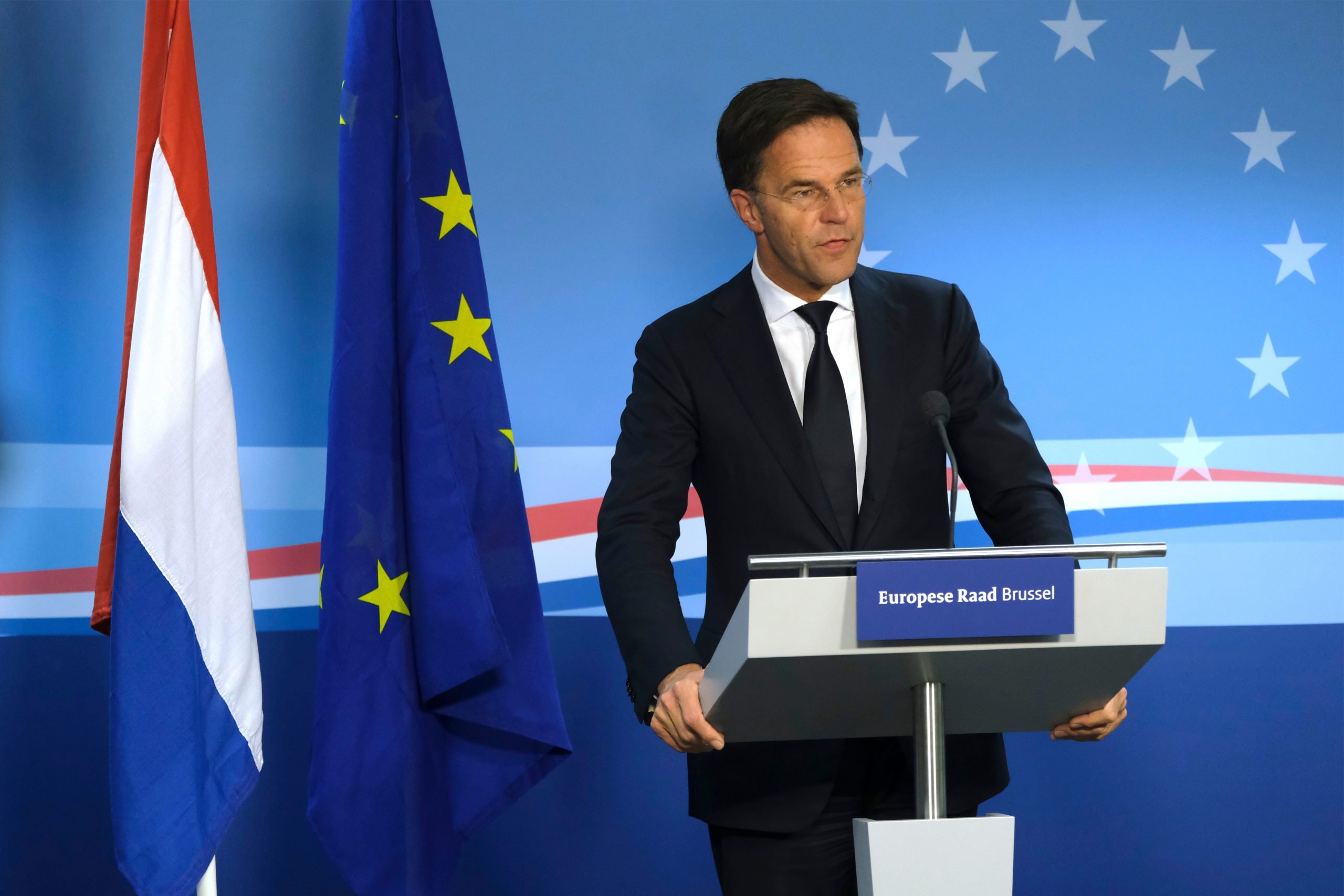 Rutte: Extinderea capacităților nucleare franceze nu afectează angajamentul SUA în NATO Secretarul general al NATO, Mark Rutte, a declarat că extinderea umbrelei nucleare a Franței nu reprezintă un motiv de îngrijorare cu privire la angajamentul Statelor Unite față de Alianță
