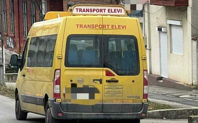 Accident grav în Dâmbovița: Microbuz școlar implicat, 14 elevi înăuntru, Plan Roșu activat Un accident rutier grav a avut loc în această dimineață pe DN 7 București-Pitești, în apropierea localității Tărtășești, județul Dâmbovița