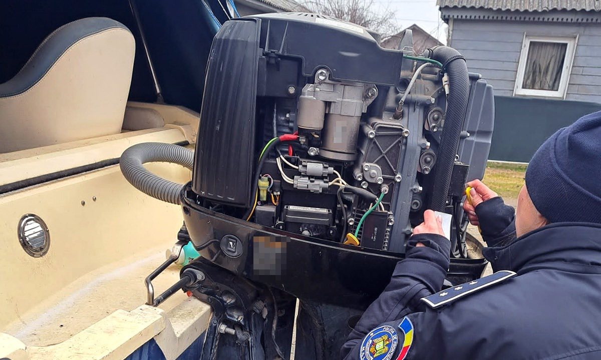 Motoare de barcă furate din Suedia, recuperate de Garda de Coastă Garda de Coastă a predat miercuri 22 de motoare de ambarcațiuni, evaluate la peste 200.000 de euro, care fuseseră furate din Suedia