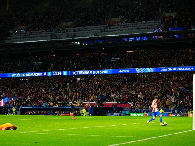 Nota 1 și final de carieră după debutul în champions league?