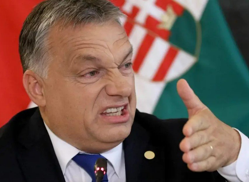 Orban acuză Kievul de șantaj și amenință cu represalii economice Premierul ungar Viktor Orban a intensificat tensiunile cu Ucraina, acuzând guvernul de la Kiev de „șantaj” și amenințând cu măsuri economice ca răspuns la blocarea fluxurilor de petrol prin conducta Drujba