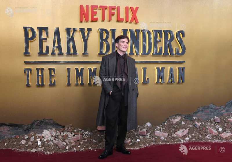 Cillian Murphy și echipa „Peaky Blinders” au aprins covorul roșu la Birmingham Birmingham, Marea Britanie – Seria „Peaky Blinders” a revenit la origini