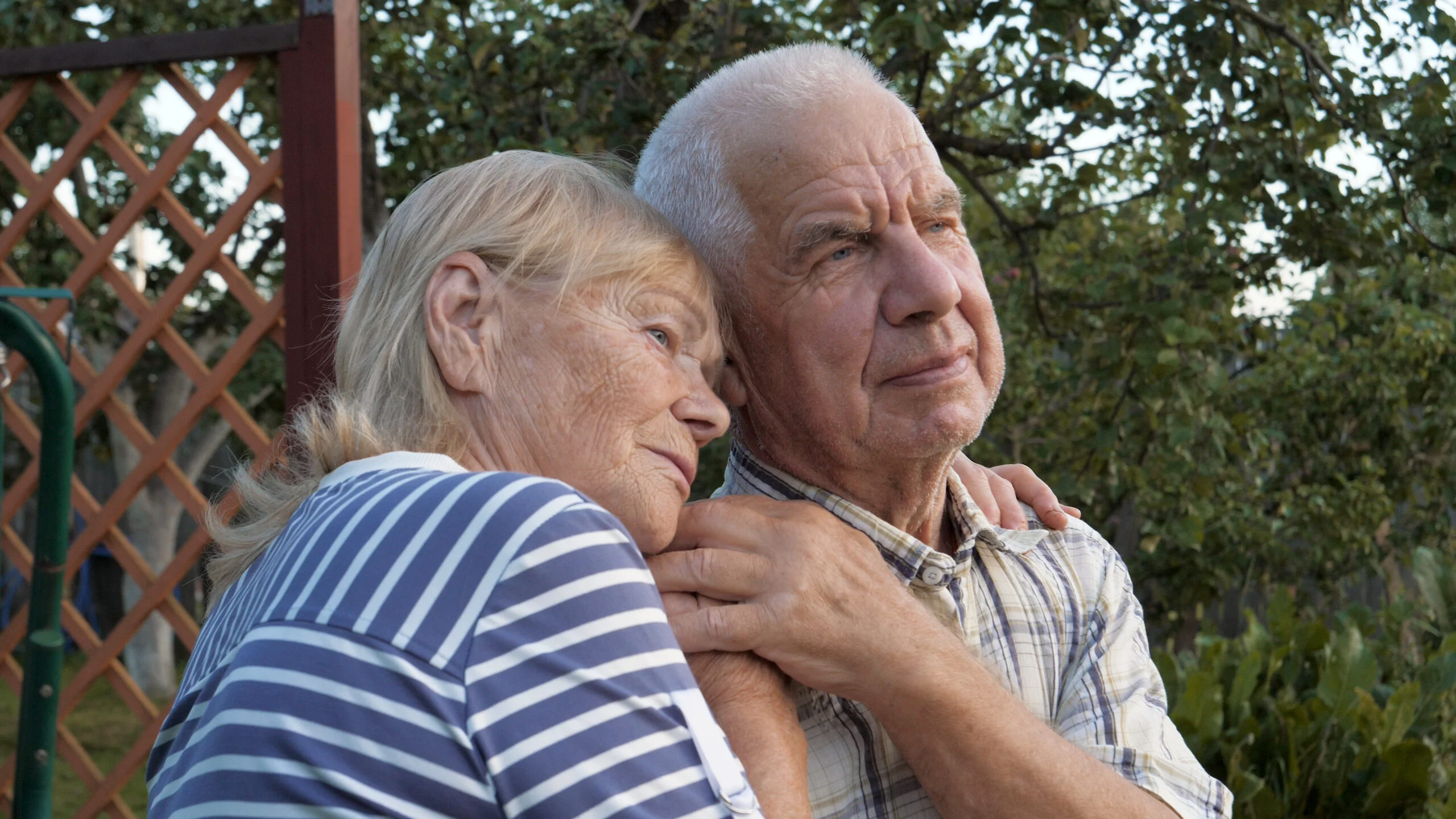 Tot mai mulți români aleg să se pensioneze în străinătate Numărul românilor care aleg să se pensioneze în afara țării a crescut cu aproape 30% în ultimii patru ani, conform datelor recente