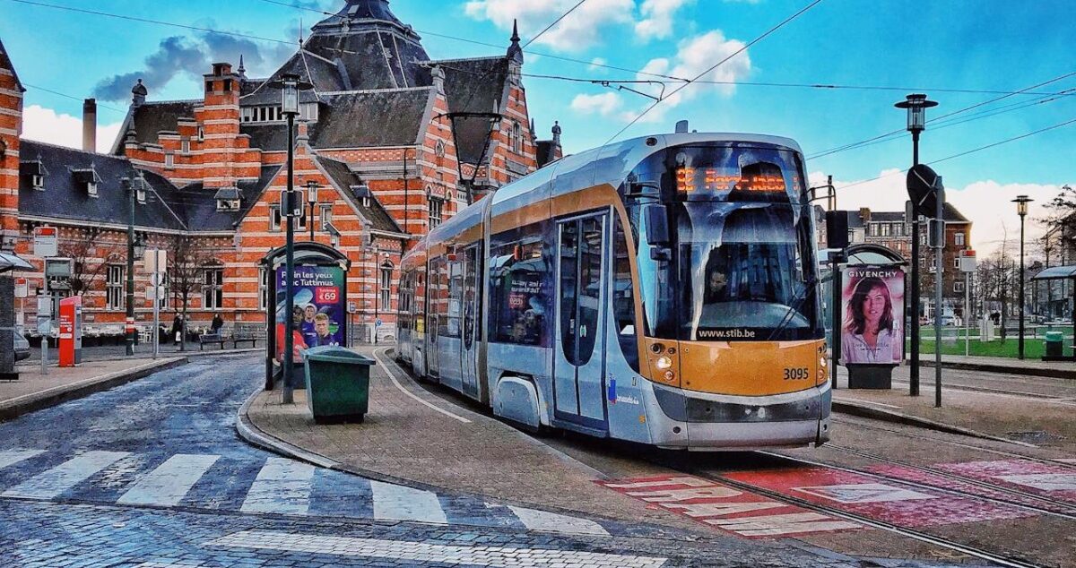 O grevă generală în Belgia anunțată pentru joi riscă să perturbe semnificativ transportul aerian, feroviar și rutier, avertizează Ministerul Afacerilor Externe (MAE)