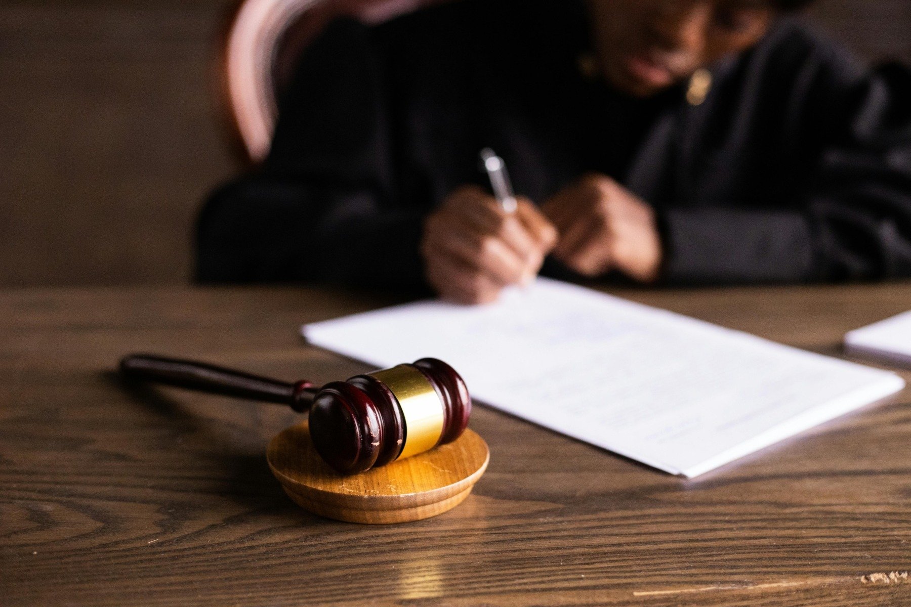 Crimă la Cenei: Un adolescent de 15 ani, trimis în judecată pentru omor calificat Parchetul de pe lângă Tribunalul Timiș a finalizat ancheta în cazul crimei din Cenei, județul Timiș
