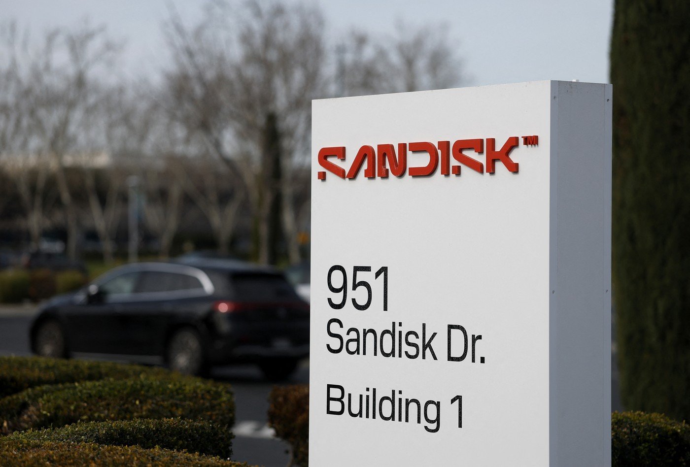 Sk hynix și sandisk, demers pentru standardizarea hbf