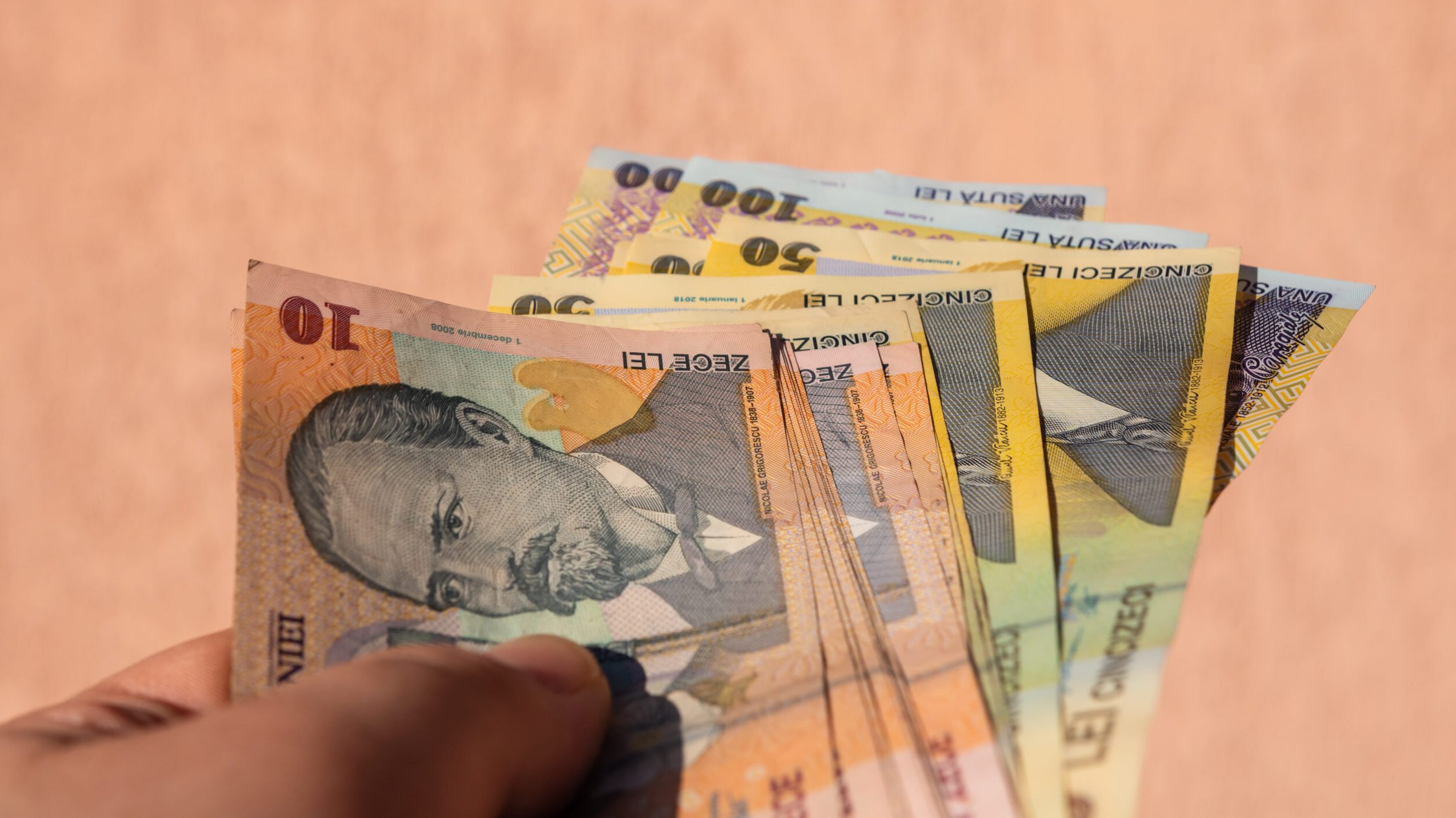 Reduceri la impozite locale pentru mii de locuitori din Slobozia Mii de locuitori ai municipiului Slobozia vor beneficia de reduceri la impozitele locale, ca urmare a aplicării noilor prevederi ale Ordonanței nr