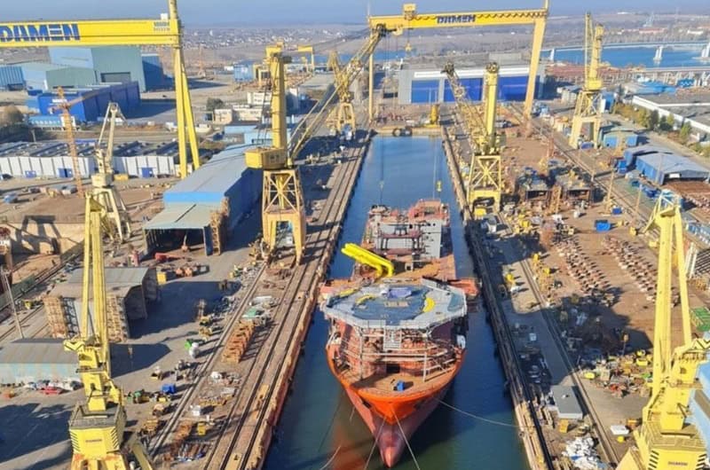 Damen Shipyards Mangalia propune reorganizarea pentru a evita insolvența Șantierul naval Damen Shipyards Mangalia, aflat în insolvență, încearcă să găsească o soluție pentru a-și continua activitatea