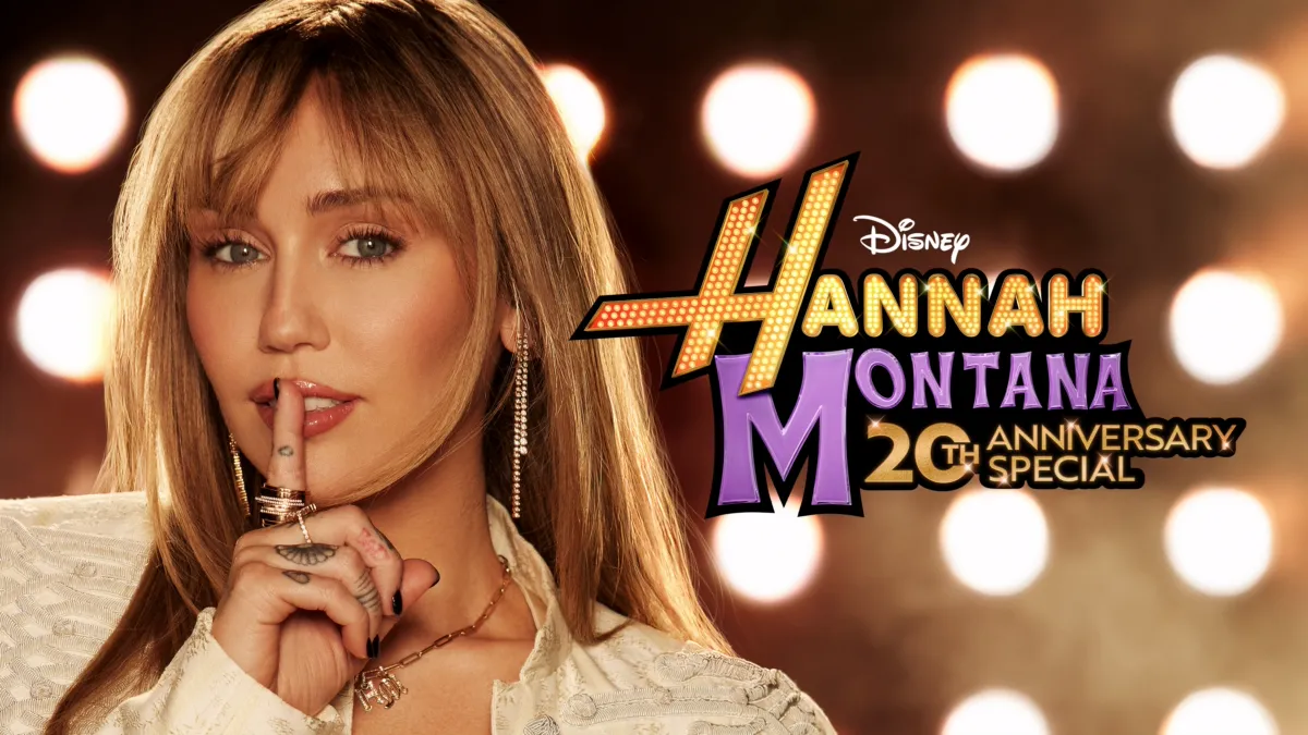 Hannah Montana revine: Serialul Disney Channel sărbătorește 20 de ani cu un eveniment special pe Disney+ Serialul „Hannah Montana”, fenomenul Disney Channel care a captivat o generație, împlinește 20 de ani