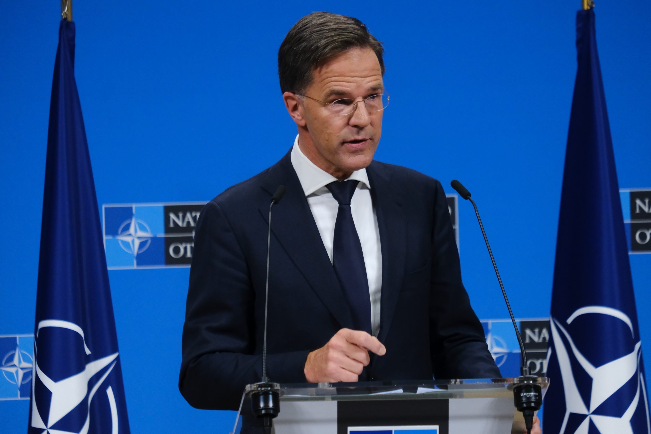 NATO nu participă la atacurile din Iran, dar aliații SUA oferă sprijin Secretarul general al NATO, Mark Rutte, a declarat că Alianța Nord-Atlantică nu este implicată în atacurile conduse de Statele Unite ale Americii și Israel în Iran