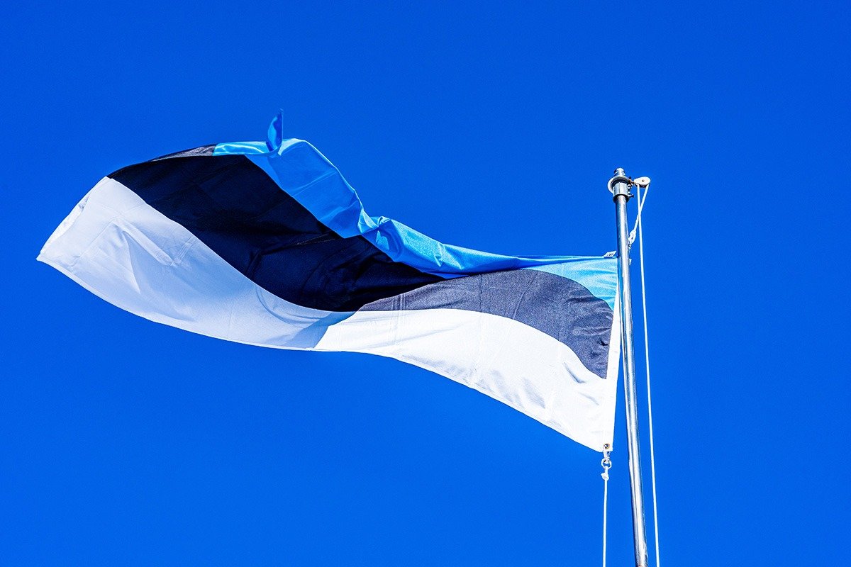 Drone străine, detectate la granițele Estoniei și Letoniei Forțele armate din Estonia și Letonia au raportat detectarea unor drone străine în apropierea frontierelor lor cu Rusia, în cursul nopții de luni spre marți, potrivit informațiilor disponibile