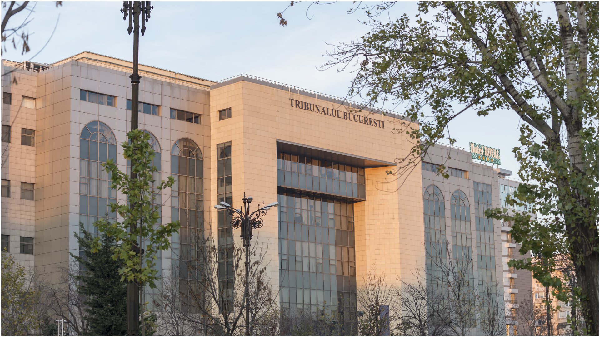 Tribunalul București a admis cererea de rejudecare a dosarului ICA, înaintată de Dan Voiculescu Tribunalul București a admis, în principiu, cererea de revizuire a dosarului ICA, formulată de omul de afaceri Dan Voiculescu