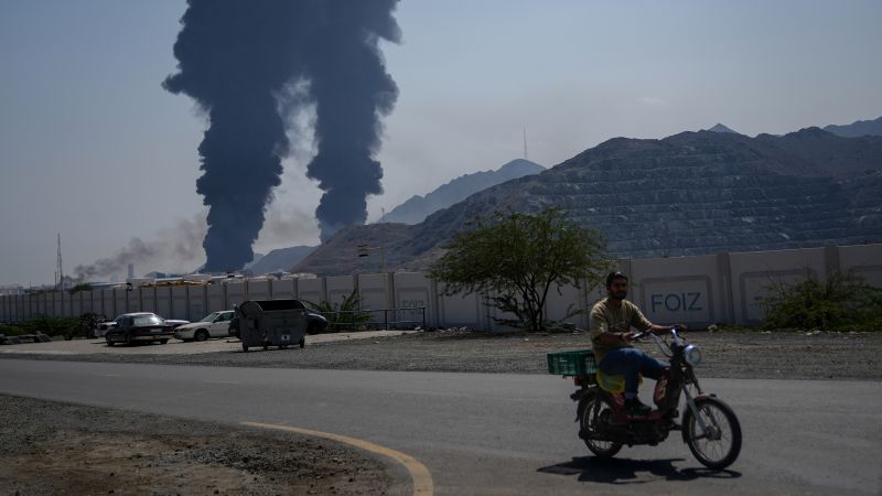 Ministrul de Externe Iranian respinge acuzațiile și avertizează asupra retalierii Teheranul, Iran – Într-o declarație fermă, ministrul de externe iranian, Abbas Araghchi, a respins sâmbătă acuzațiile conform cărora conducerea supremă a Iranului ar fi problematică