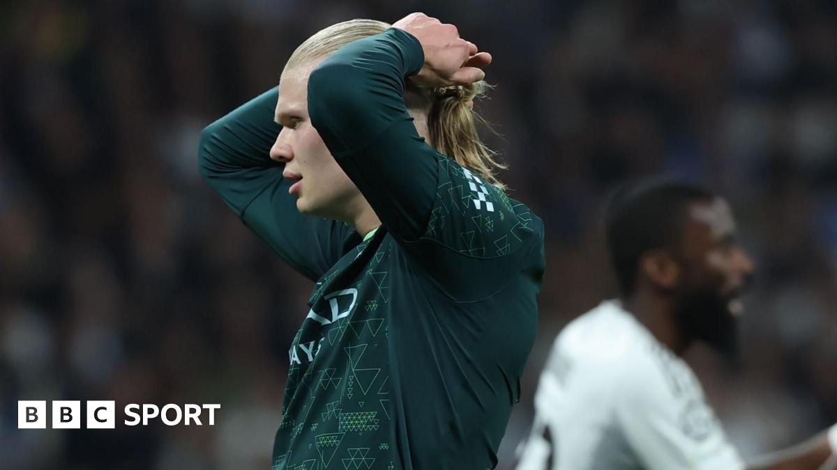 Real Madrid și Manchester City, spectacol de goluri într-un meci amical nebun Un meci amical între Real Madrid și Manchester City a oferit un spectacol de goluri incredibil, cu 12 reușite în total