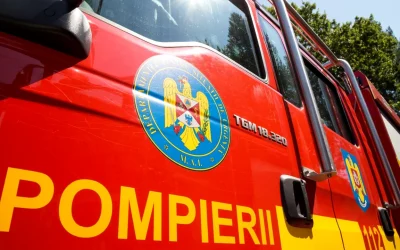Un mort și patru răniți într-un accident grav în Hunedoara