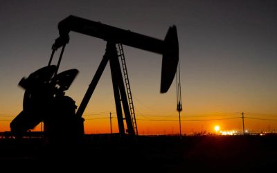 Petrolul american, +4% joi. Iranul controlează Strâmtoarea Ormuz, SUA în alertă