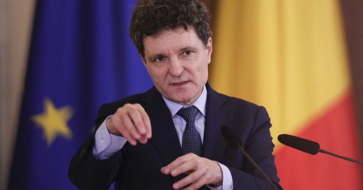 Nicușor Dan: Încăpățânarea-i al doilea nume al primarului Bucureștiului!