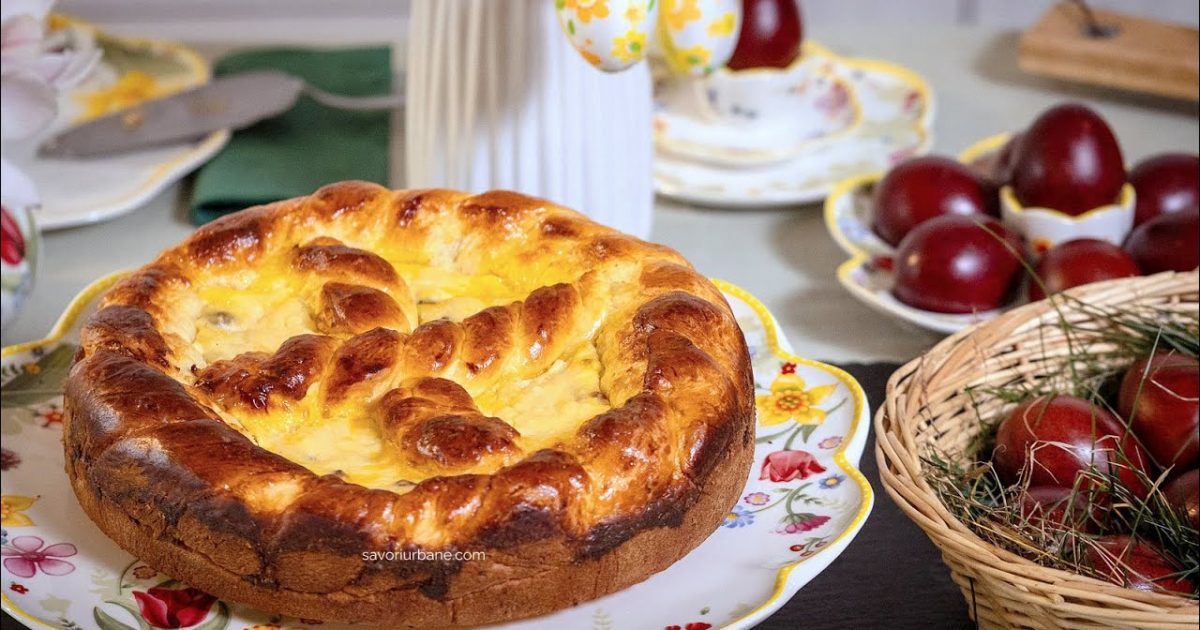 Pască de vis, ca la bunica: Aluat pufos, umplutură cremoasă cu stafide