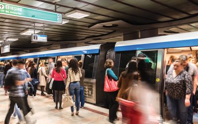 Revoltă la București: 11.500 de oameni, împotriva scumpirii metroului