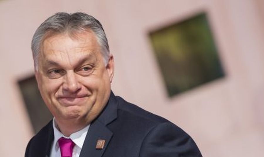 O rețea de conturi false îl susține pe VIKTOR ORBAN în alegeri